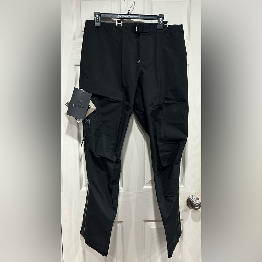 Arc’teryx Women's Size 12 Beta Ar Pant Black Ski Snowboard Nwt Waterproof